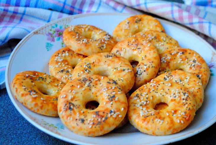 Сырные бублики в духовке за 20 минут