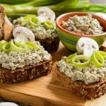 Как приготовить нежный грибной паштет за 30 минут: лучшая бюджетная закуска