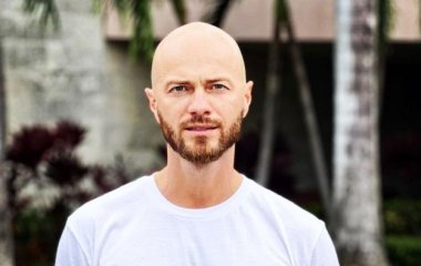 Влад Яма ответил, стыдно ли ему за выезд за границу во время войны