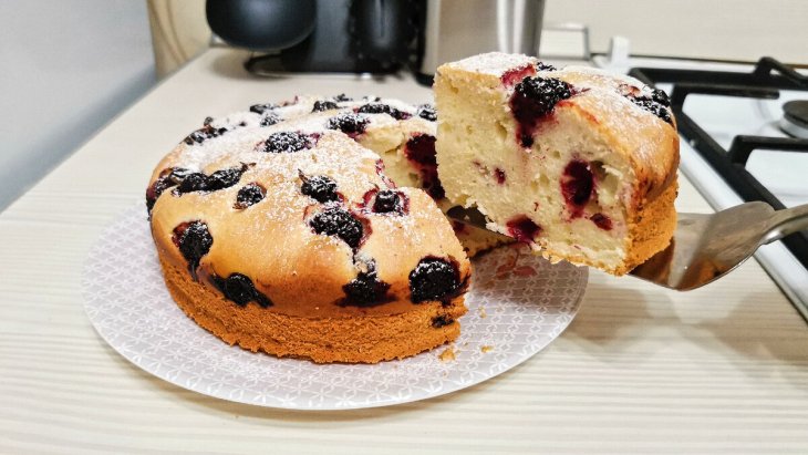 Румяные и ароматные кексы с ягодами на каждый день