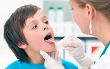 У всьому світі діти почали заражатись маловідомим вірусом, який вражає дихальні шляхи.