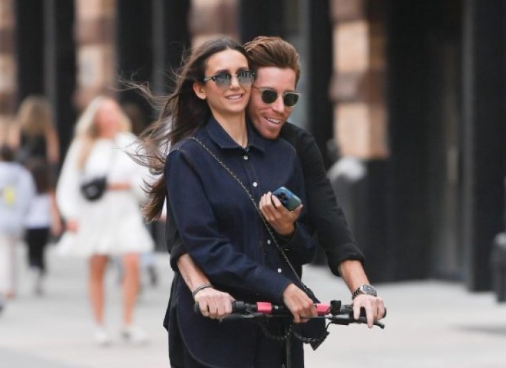 Нина Добрев впервые за долгое время появилась с возлюбленным