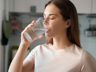 Британские ученые опровергли известный миф об употреблении воды