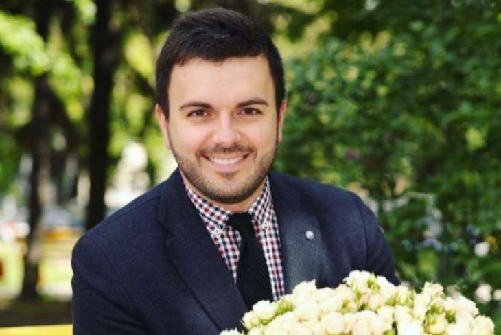 Григорий Решетник лайкает поклонниц