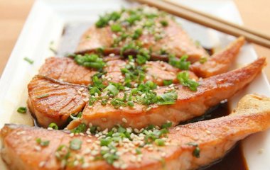 Названо десять продуктів, що продовжують молодість