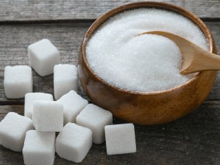 Як замінники цукру насправді впливають на організм та чим вони небезпечні