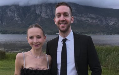 Ірина Сопонару замилувала ніжними фото з чоловіком і привітала його з важливим святом