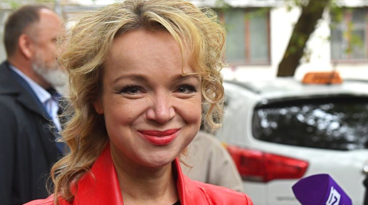 По решению суда: Виталина Цымбалюк-Романовская вернула миллионный долг другу Армена Джигарханяна