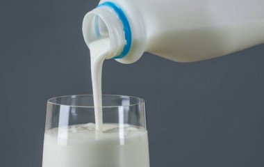 Нарколог порадив пити кислі напої після свят