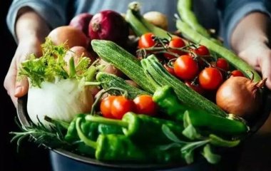 Помогут забыть о голоде: 10 полезных фруктов и ягод, которые стоит включить в свой рацион