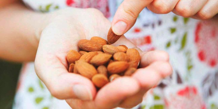 5 продуктів, які можуть не давати вам заснути