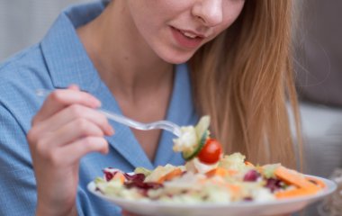Корисний сніданок: вчені назвали популярний продукт, що знижує запалення