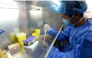 Американка вилікувалась від ВІЛ завдяки стовбуровим клітинам