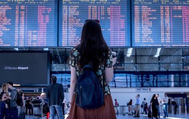 Що не варто вдягати в аеропорт: туристка поділилася гірким досвідом