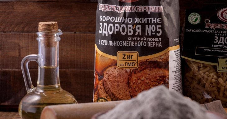 Фахівці розповіли, на що звертати увагу під час купівлі борошна: це не колір і не ґатунок