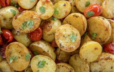 6 лайфхаков, которые помогут сохранить полезные вещества картофеля при готовке
