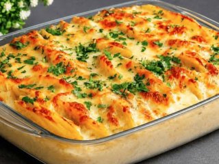 Картопляна запіканка з фаршем: простий рецепт для всієї родини