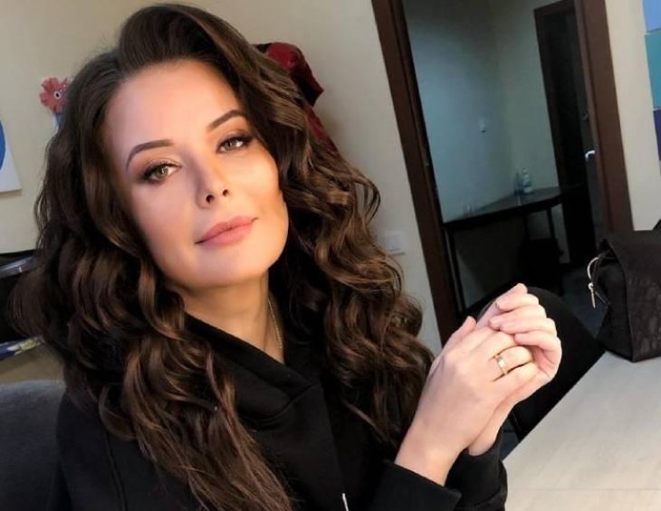 Оксана Федорова впервые опубликовала фотографию лица мужа в инстаграм