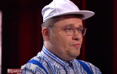 Гарик Харламов предложил сделать школы для «сов» и «жаворонков»