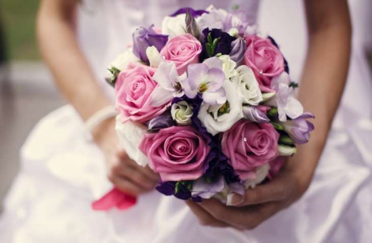 Свадебный букет из живых цветов