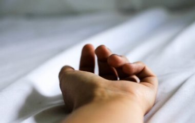 Не пропусти: медики назвали ранний симптом, предвещающий инсульт