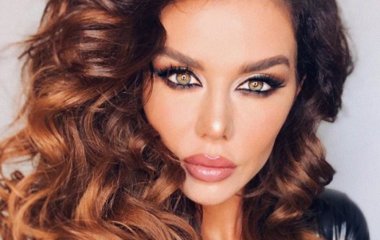 Анна Седокова трогательно поздравила дочь с днем рождения