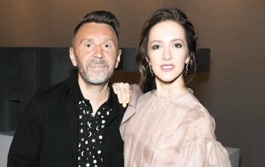 Сергей Шнуров целый год изменял жене