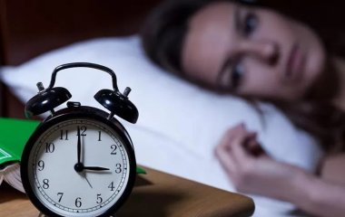 Нестача сну загострює біль та притупляє задоволення