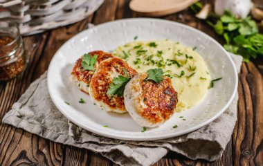 Рецепты приготовления сочных котлет из говяжьего фарша