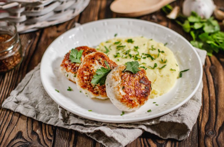 Рецепты приготовления сочных котлет из говяжьего фарша