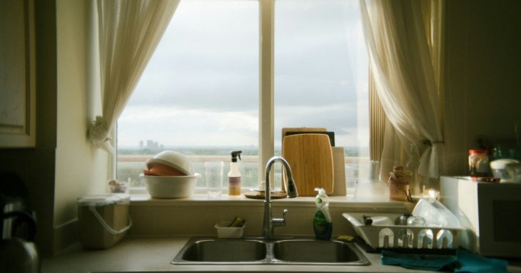 Одна звичка на кухні може зруйнувати труби і призвести до дорогого ремонту — що відомо