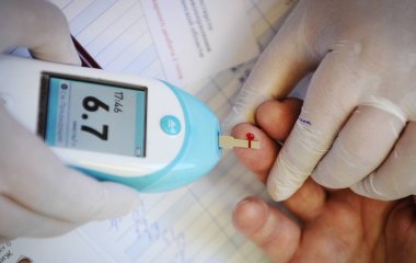 Цукровий діабет 1-го та 2-го типів: симптоми та можливі ускладнення