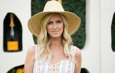 В соломенной шляпе и с сумкой-корзиной: Ники Хилтон похвасталась дорогим летним образом на вечеринке