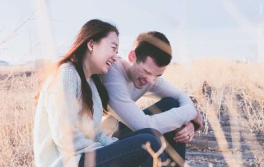 Ученые выяснили, какую болезнь можно распознать по смеху