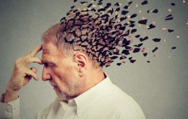 Медики назвали болезни, которые увеличивают риск деменции в два раза