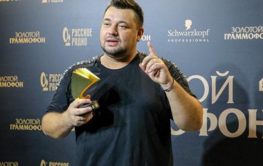 «Руки вверх!» записали новый клип с известными личностями