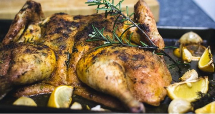 Утиная грудка с карамелизированным виноградом