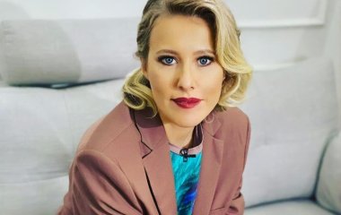 Ксения Собчак с сыном и Константином Богомоловым побывала на теннисном турнире