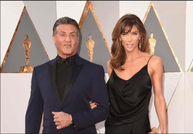 Сильвестр Сталлоне показал совместное фото с дочками