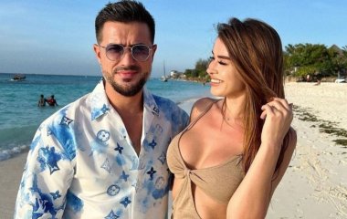 27-летняя жена экс-мужа Ани Лорак в мини-бикини очаровала безупречной фигурой