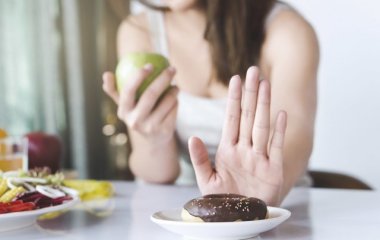Дієтолог перерахувала заборонені після 45 років продукти