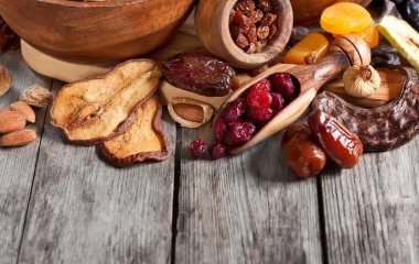 Астма, кариес и не только: чем грозит здоровью чрезмерное употребления сухофруктов