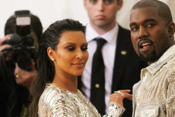 Пыталась не привлекать внимания: Ким Кардашьян и Канье Уэста заметили на тайном свидании