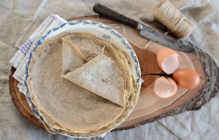 ПП-блины из гречневой муки с куриным паштетом: рецепт от шеф-повара