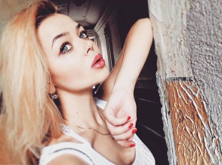 Алина Гросу анонсировала премьеру клипа
