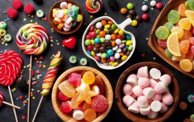 Дієтолог пояснила, чому хочеться солодкого і як із цим боротися