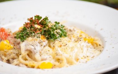 Спагетти карбонара: летний вариант рецепта