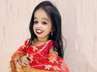 Важить лише 5,3 кілограмів: який вигляд має найнижча у світі жінка (фото)