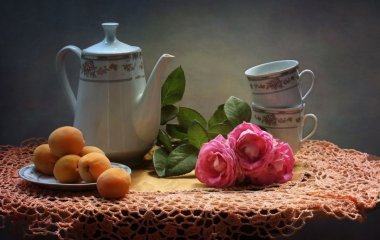 Продукты, усиливающие запах пота, и продукты, которые помогут избавиться от неприятного запаха тела