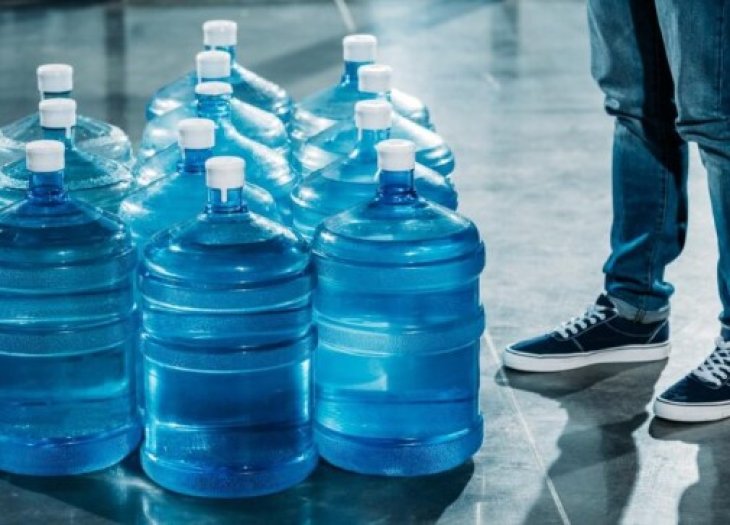 Как заготовить и сэкономить воду, если ее отключат - полезные советы
